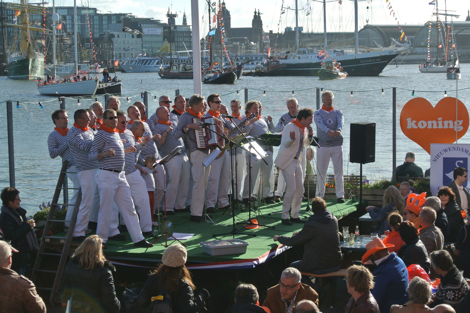 zeemanskoor koningsdag marieke oomen